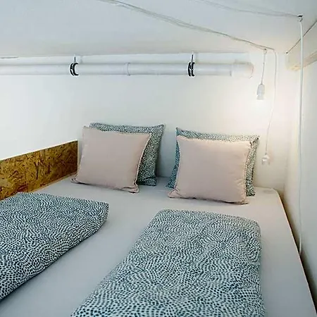 Sishaus Hostel *