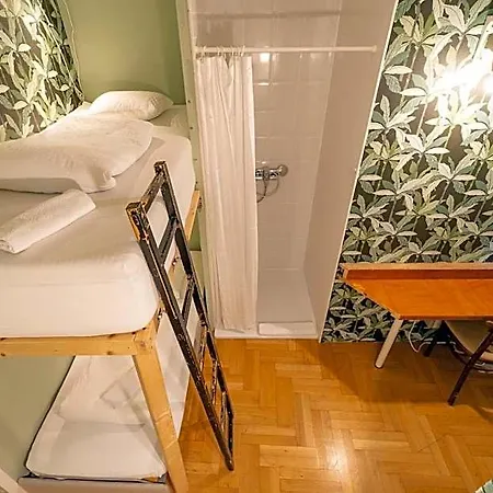 Sishaus Auberge de jeunesse *